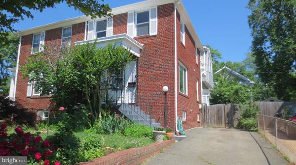 2841 GLEBE RD, Arlington, VA 22206