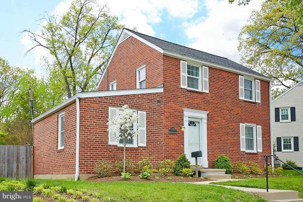 330 GREENBRIER ST, Arlington, VA 22203