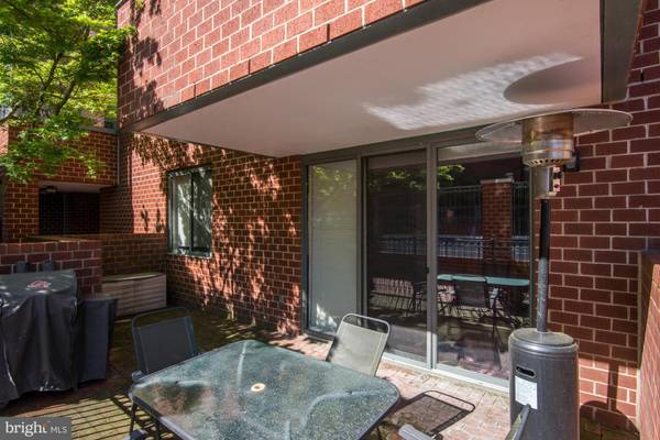 1045 UTAH ST #2-111, Arlington, VA 22201