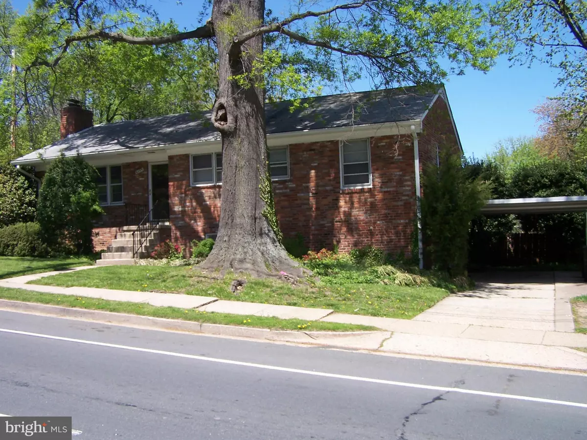 Arlington, VA 22205,6099 WILSON BLVD