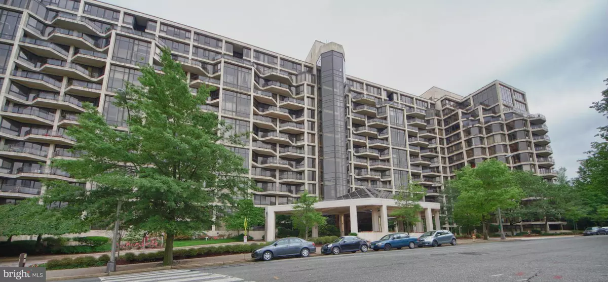 Arlington, VA 22209,1530 KEY BLVD #211