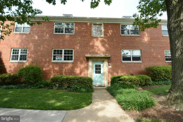 830 S GREENBRIER ST #1, Arlington, VA 22204