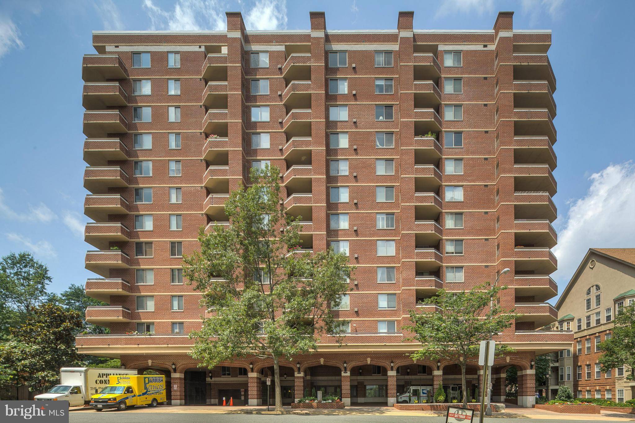1276 N WAYNE ST #830, Arlington, VA 22201
