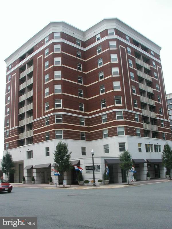 880 POLLARD ST N #925, Arlington, VA 22203