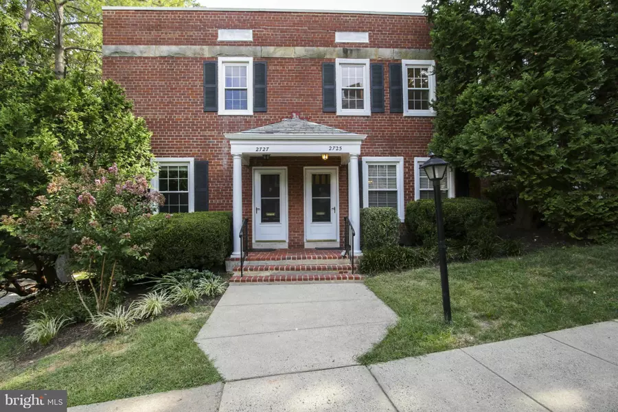 2725 BUCHANAN ST, Arlington, VA 22206