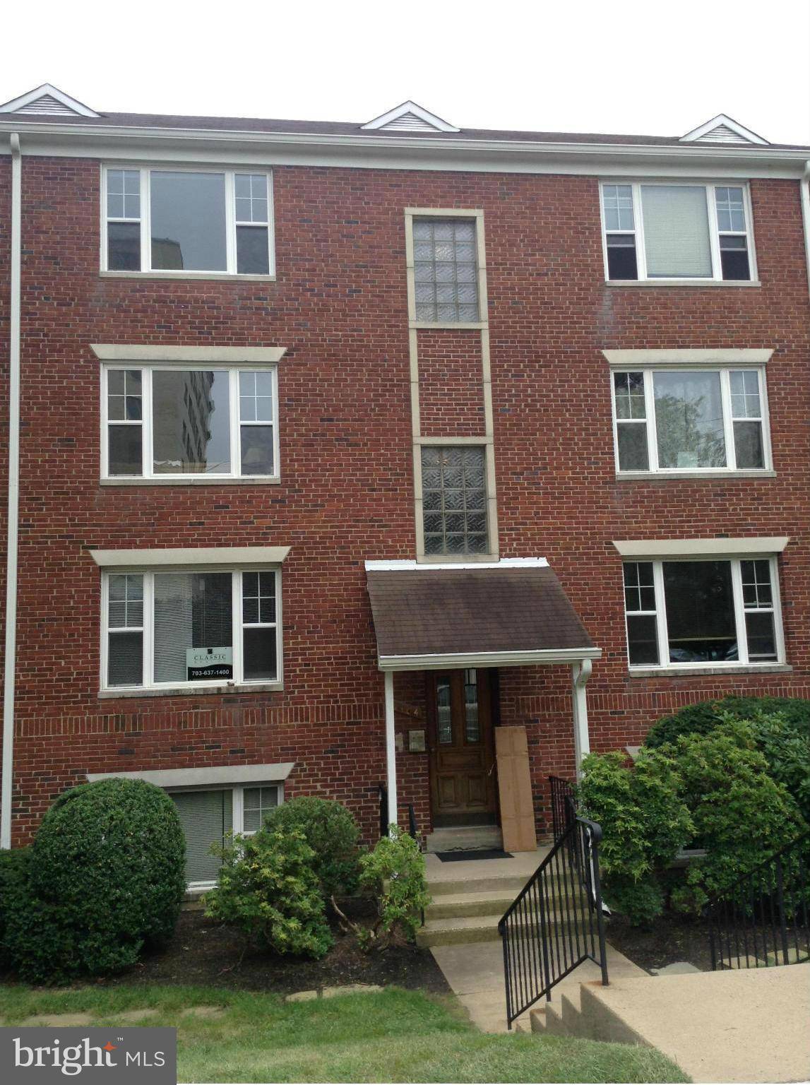 Arlington, VA 22209,1404 12TH ST N #24