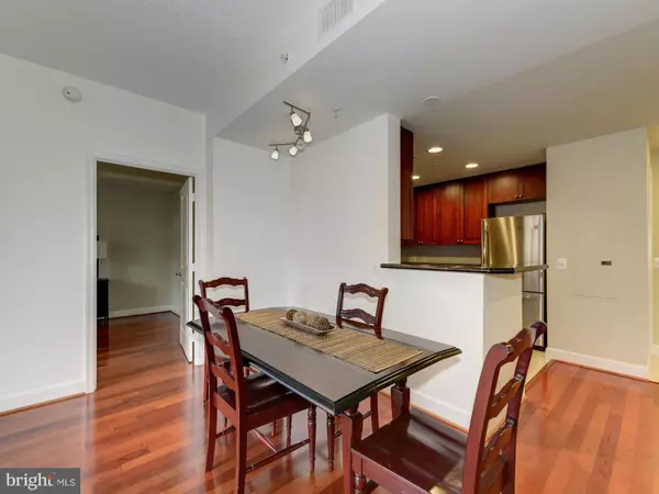 Arlington, VA 22202,3650 GLEBE RD S #541