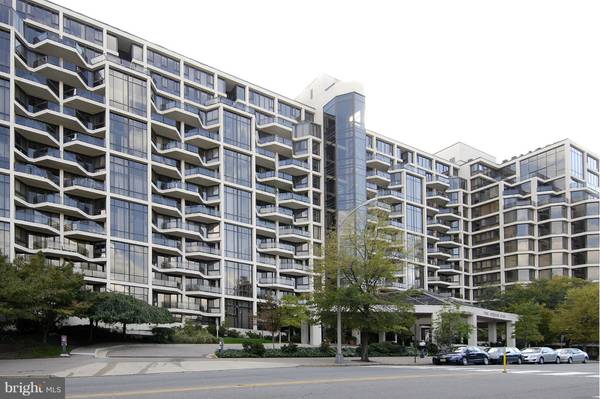 1530 KEY BLVD #121, Arlington, VA 22209