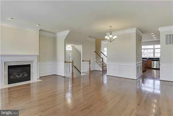 Arlington, VA 22206,3447 25TH CT S