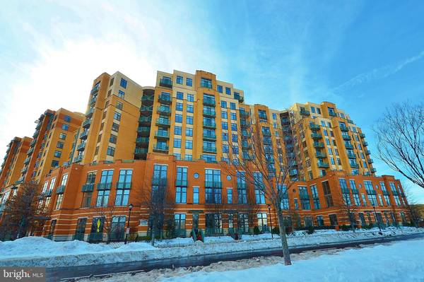 2720 ARLINGTON MILL DR #205, Arlington, VA 22206