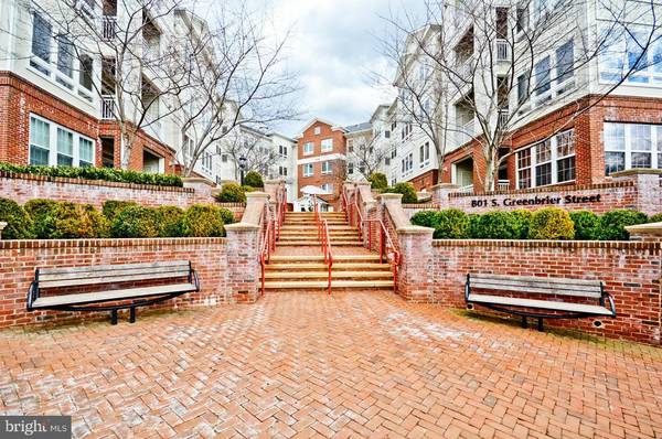 Arlington, VA 22204,801 GREENBRIER ST #418