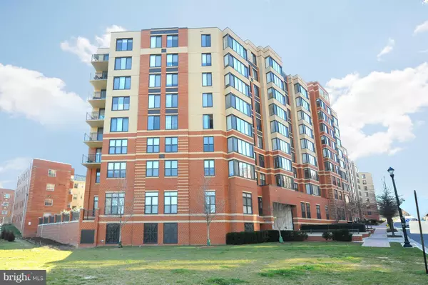 2220 FAIRFAX DR N #511, Arlington, VA 22201