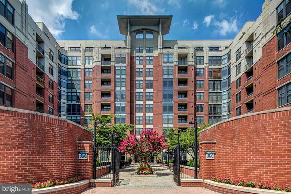 1021 N GARFIELD ST #607, Arlington, VA 22201