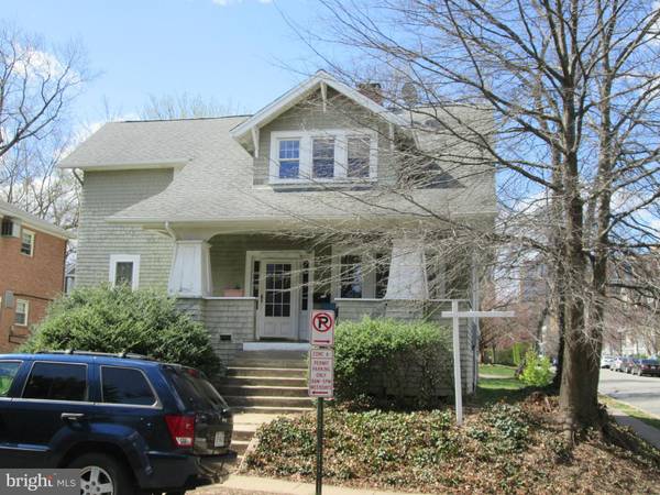 1048 DANIEL ST, Arlington, VA 22201