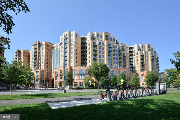 2720 ARLINGTON MILL DR #616, Arlington, VA 22206