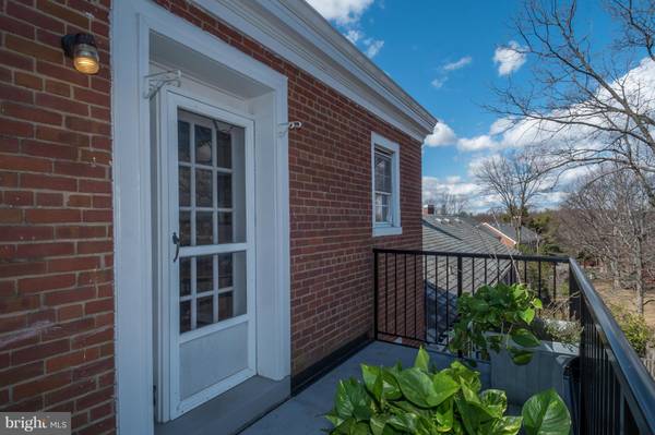 Arlington, VA 22206,2883 ABINGDON ST #C1