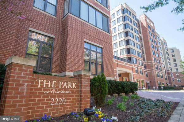 2220 FAIRFAX DR N #PH03, Arlington, VA 22201