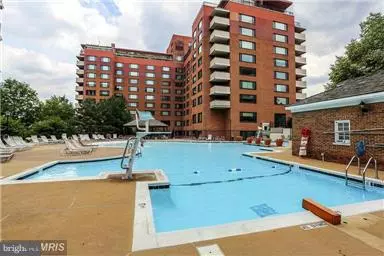 1121 ARLINGTON BLVD #707, Arlington, VA 22209