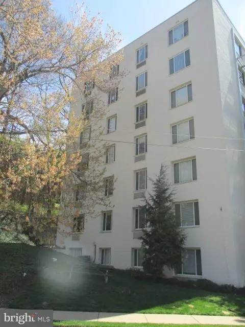 Arlington, VA 22209,1730 ARLINGTON BLVD #504