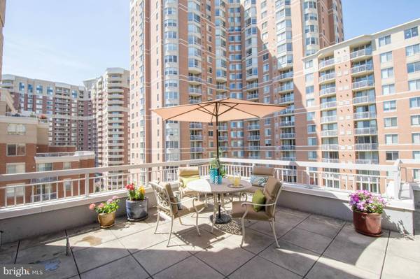 3835 9TH ST N #907E, Arlington, VA 22203