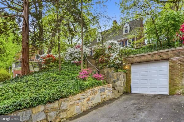 Arlington, VA 22207,4406 VACATION LN