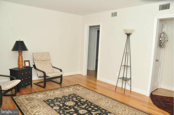 Arlington, VA 22204,2914 13TH RD S #14101