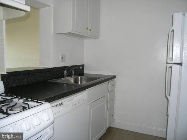 Arlington, VA 22209,1021 ARLINGTON BLVD #421