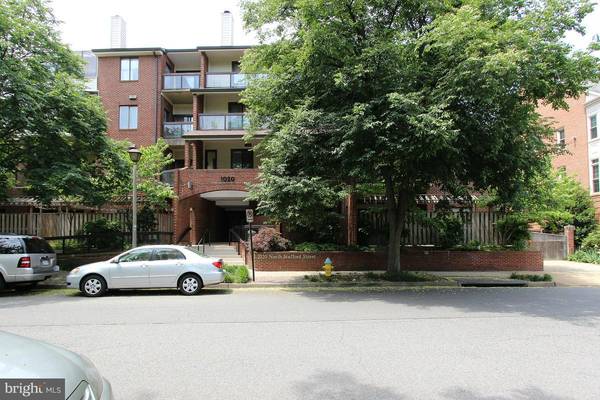 1020 STAFFORD ST #204, Arlington, VA 22201