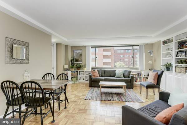 1011 ARLINGTON BLVD #806, Arlington, VA 22209