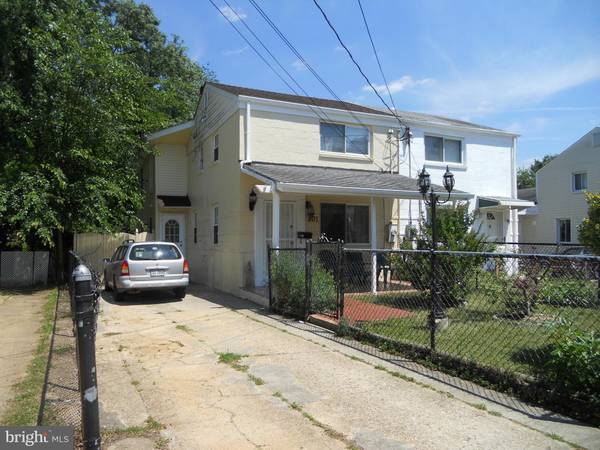 801 HARRISON ST S, Arlington, VA 22204