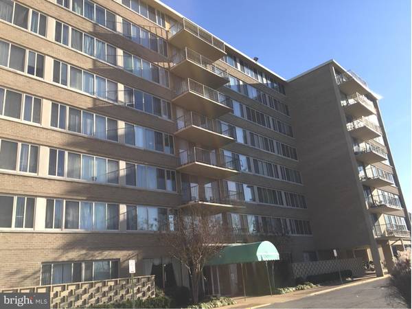 5565 COLUMBIA PIKE #603, Arlington, VA 22204