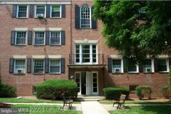 5005 10TH ST S #5, Arlington, VA 22204