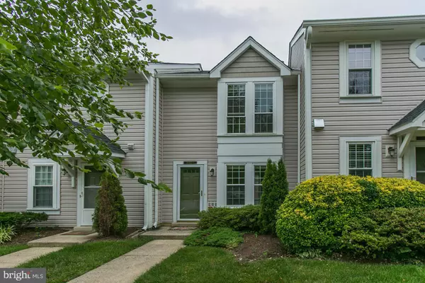 2409 WALTER REED DR S, Arlington, VA 22206