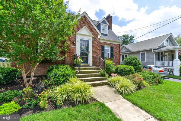 3708 7TH ST S, Arlington, VA 22204