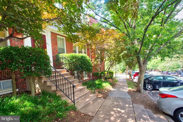 Arlington, VA 22201,1903 KEY BLVD #550