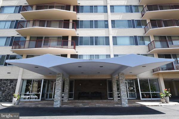 5353 COLUMBIA PIKE #411, Arlington, VA 22204