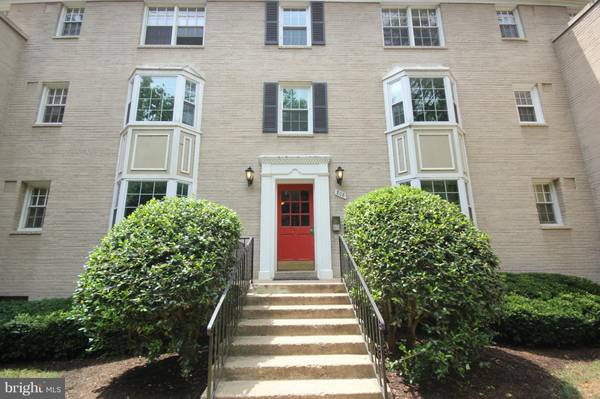 808 ARLINGTON MILL DR #9-102, Arlington, VA 22204