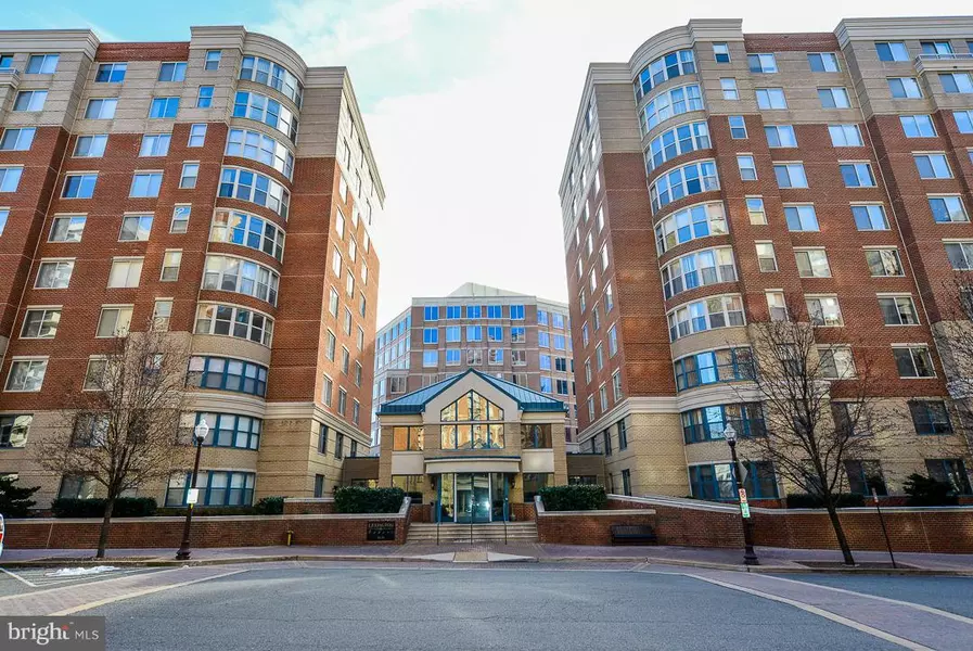 3830 9TH ST N #202W, Arlington, VA 22203