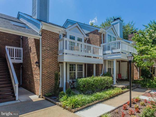 2618-D ARLINGTON MILL DR S #4, Arlington, VA 22206