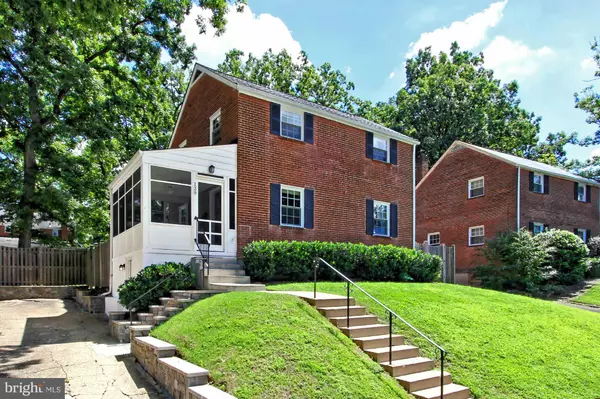 129 BUCHANAN ST S, Arlington, VA 22204