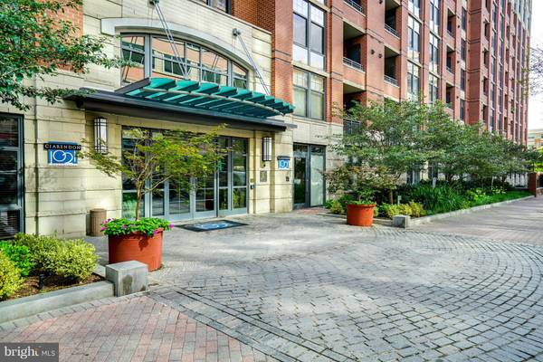 1021 GARFIELD ST #312, Arlington, VA 22201