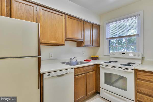 Arlington, VA 22204,2904 13TH ST S #203