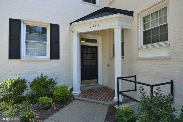 Arlington, VA 22204,2904 13TH ST S #203