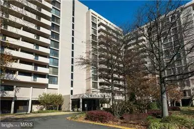 4141 HENDERSON RD #1117, Arlington, VA 22203