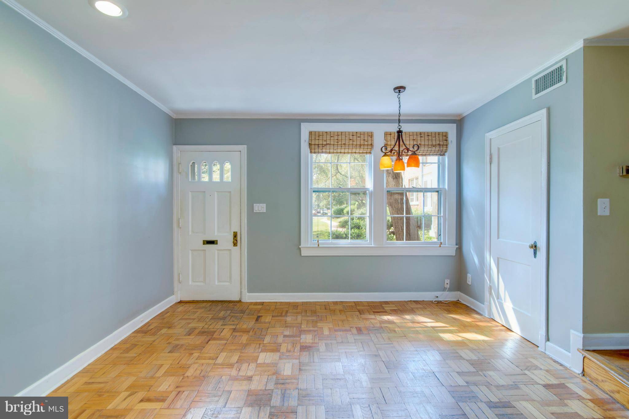 Arlington, VA 22204,1401 BARTON ST #228