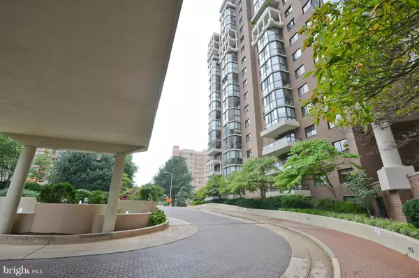 1600 OAK ST N #1522, Arlington, VA 22209