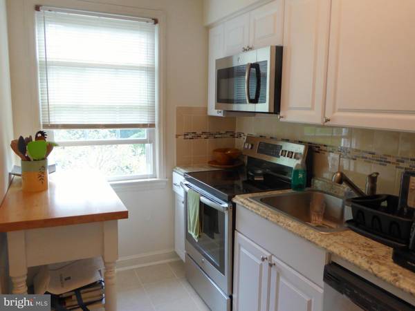 Arlington, VA 22204,2904 13TH ST S #202