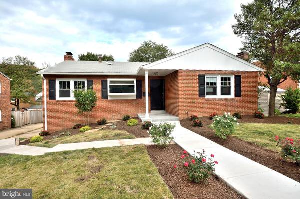 6419 LEE HWY, Arlington, VA 22205