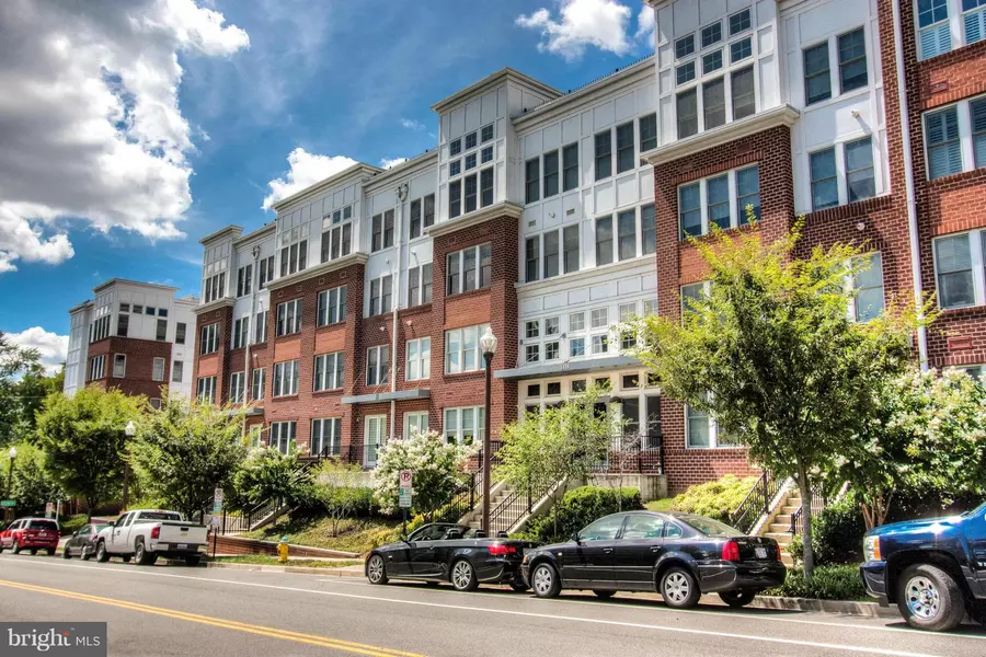 1418 RHODES ST #B424, Arlington, VA 22209