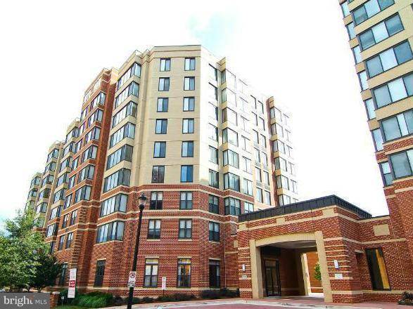 2220 FAIRFAX DR #804, Arlington, VA 22201